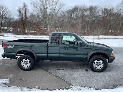 Used 2002 Chevrolet S10 Pickup LS w/ LS Preferred Equipment Group