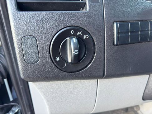 Used 2018 Mercedes-Benz Sprinter 2500 image 12