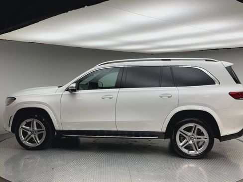 Used 2023 Mercedes-Benz GLS 450 4MATIC image 5