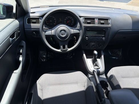 Used 2014 Volkswagen Jetta S FWD image 8