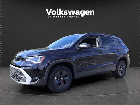 Used 2025 Volkswagen Taos S FWD image 4