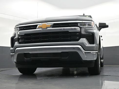 Used 2024 Chevrolet Silverado 1500 LT image 30