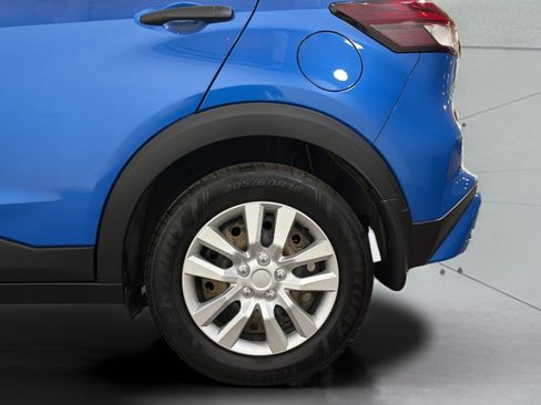 Used 2021 Nissan Kicks S image 37