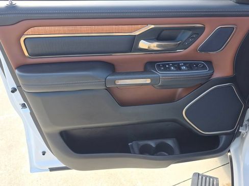Used 2022 RAM 1500 Limited AWD/4WD image 22