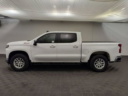 Used 2021 Chevrolet Silverado 1500 LT w/ Z71 Off-Road Package AWD/4WD image 2