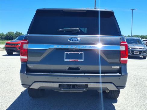 Used 2018 Ford Expedition XLT w/ Equipment Group 201A AWD/4WD image 26
