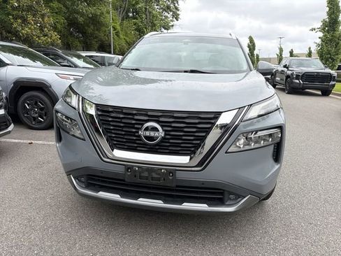 Used 2022 Nissan Rogue SL w/ SL Premium Package FWD image 2