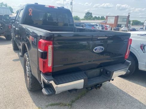 Used 2023 Ford F250 Lariat w/ Lariat Ultimate Package AWD/4WD image 4