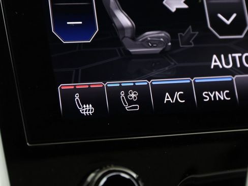 Used 2019 Lamborghini Urus image 8