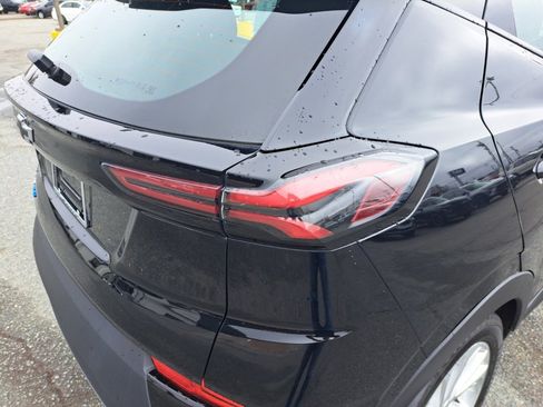 Certified 2023 Chevrolet Bolt EUV LT image 17