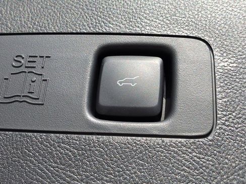 New 2026 Lincoln Corsair Reserve w/ Jet Appearance Package FWD image 14