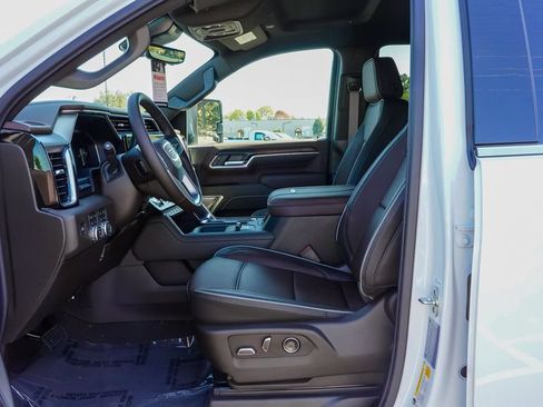 New 2026 GMC Sierra 2500 Denali w/ Denali Reserve Package AWD/4WD image 14