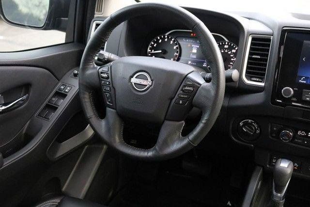 Used 2022 Nissan Frontier SV w/ SV Premium Package AWD/4WD image 24