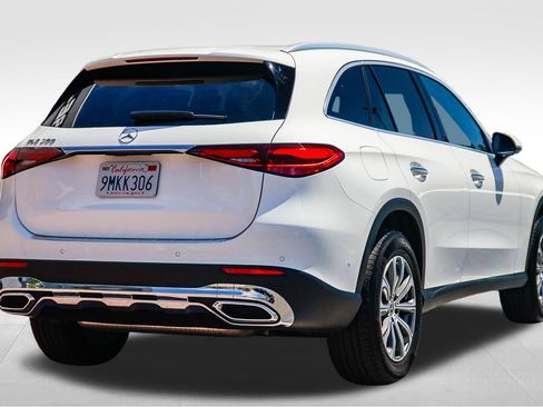 Used 2024 Mercedes-Benz GLC 300 image 6