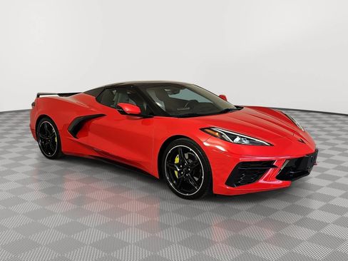 Used 2021 Chevrolet Corvette Stingray Convertible w/ 1LT RWD image 2