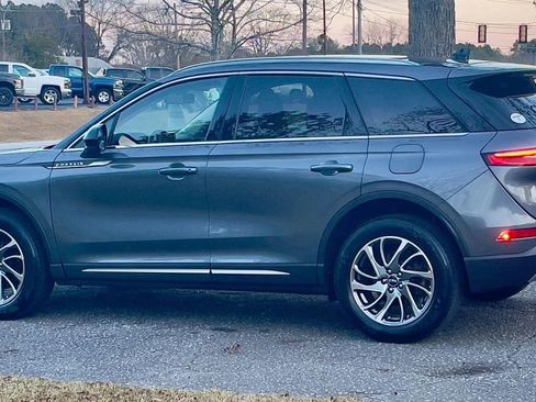 Used 2022 Lincoln Corsair AWD w/ Equipment Group 101A image 48