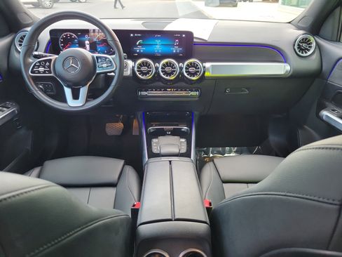 Used 2022 Mercedes-Benz GLB 250 image 12