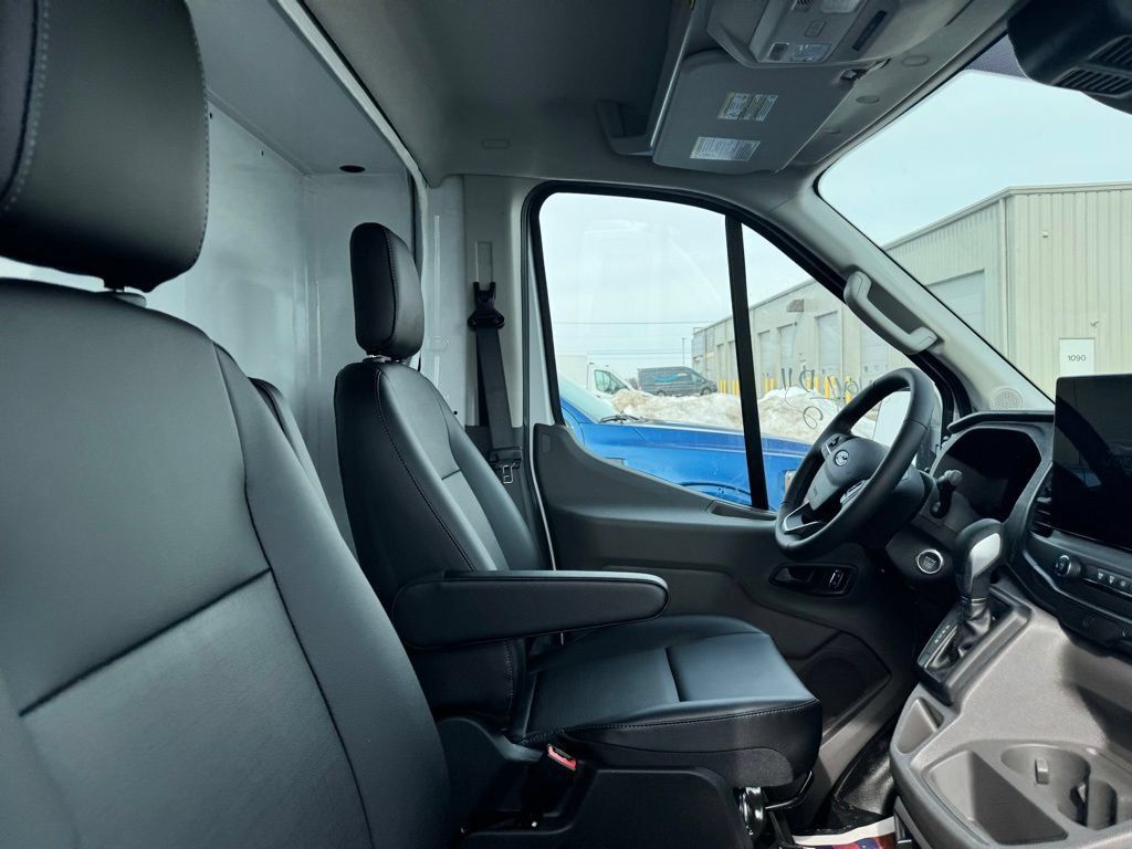 New 2026 Ford Transit 350 RWD image 9