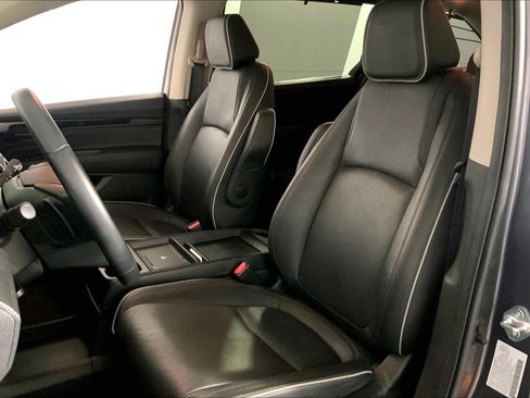 Used 2025 Honda Odyssey Touring image 22