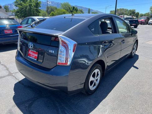 Used 2015 Toyota Prius Two FWD image 8