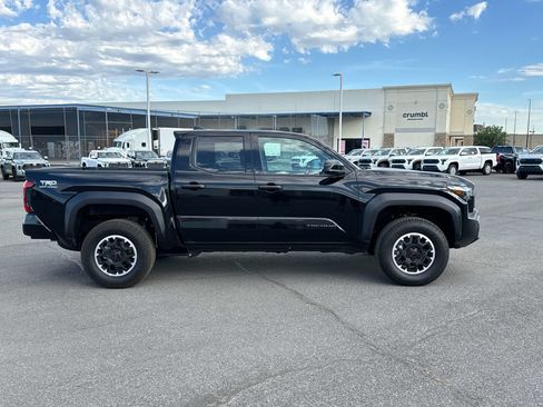 Used 2026 Toyota Tacoma TRD Off-Road AWD/4WD image 27