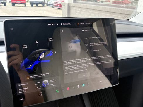 Used 2021 Tesla Model Y Long Range AWD/4WD image 22