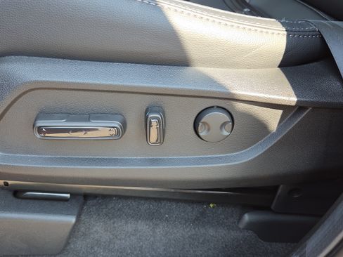 Certified 2026 Honda Pilot EX-L image 10