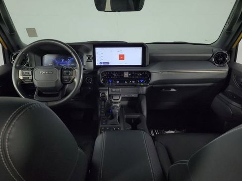 Used 2024 Toyota Land Cruiser image 25