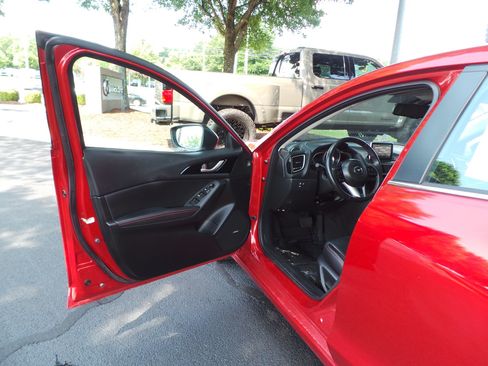 Used 2016 MAZDA MAZDA3 i Grand Touring FWD image 24