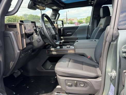 Used 2024 GMC Hummer EV 3X AWD/4WD image 18