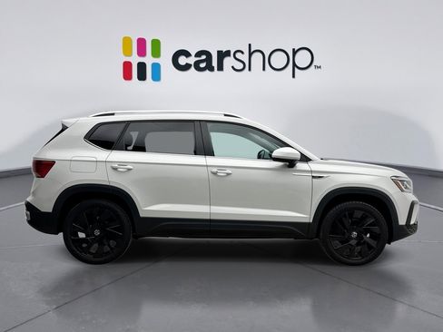 Used 2024 Volkswagen Taos SEL image 6