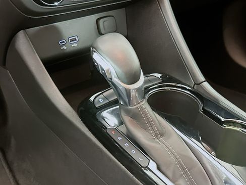 Used 2025 Buick Encore GX Preferred FWD image 24
