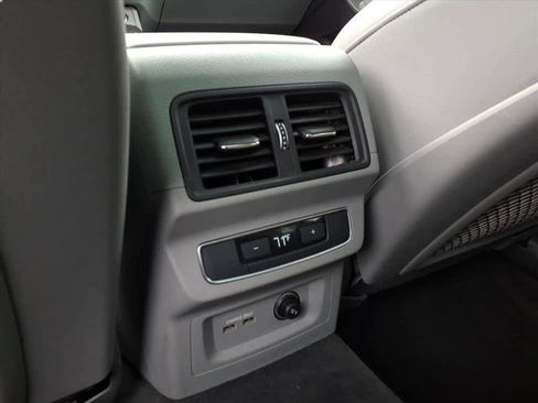 Used 2024 Audi Q5 2.0T Premium Plus image 8
