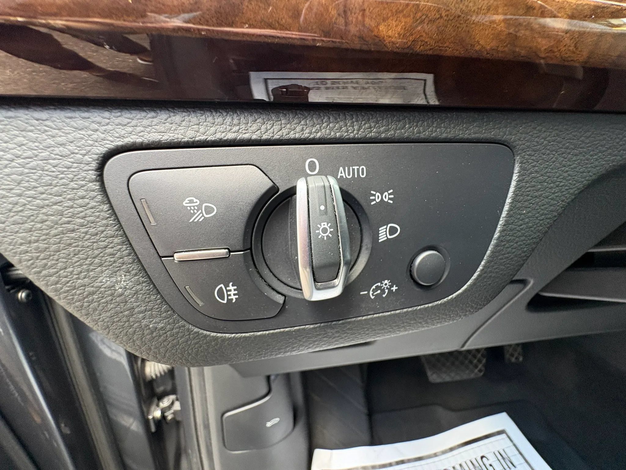 Used 2019 Audi Q5 2.0T Premium w/ Convenience Package AWD/4WD image 31