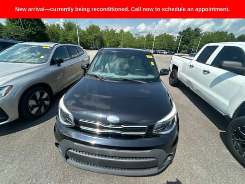 Used 2019 Kia Soul FWD image 12