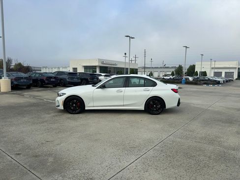 Certified 2023 BMW 330i Sedan w/ M Sport Package image 10