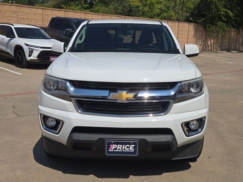 Used 2018 Chevrolet Colorado LT w/ LT Convenience Package RWD image 2