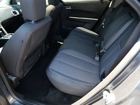 Used 2017 Chevrolet Equinox LT w/ Convenience Package AWD/4WD image 19