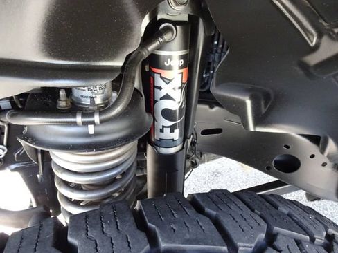 Used 2021 Jeep Gladiator Mojave w/ Auxiliary Switch Group AWD/4WD image 44