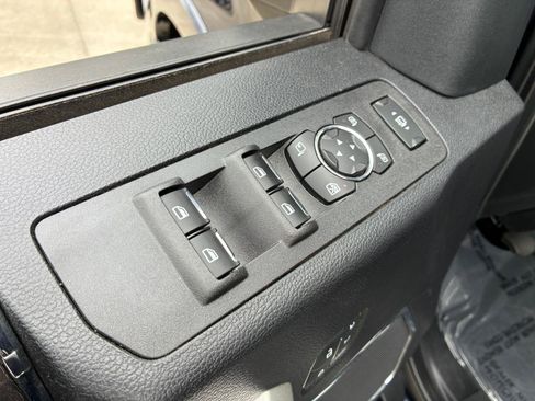 Used 2021 Ford F250 Lariat AWD/4WD image 11