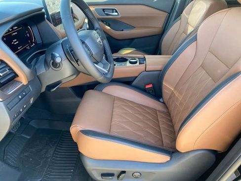 New 2026 Nissan Rogue Platinum w/ Platinum Premium Package image 10