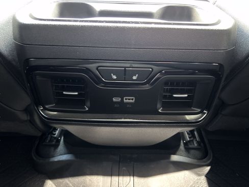 Used 2026 Chevrolet Silverado 1500 ZR2 AWD/4WD image 18