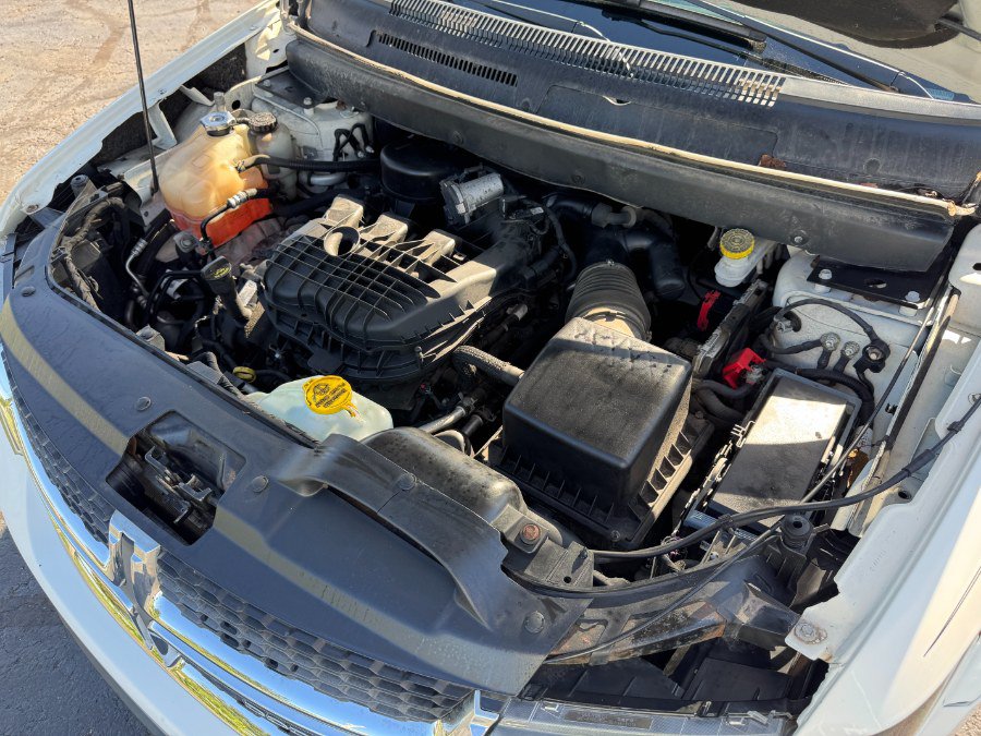 Used 2018 Dodge Journey SXT w/ Blacktop Package FWD image 23