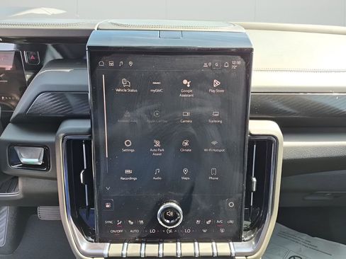 New 2026 GMC Yukon XL AT4 w/ AT4 Preferred Package image 40