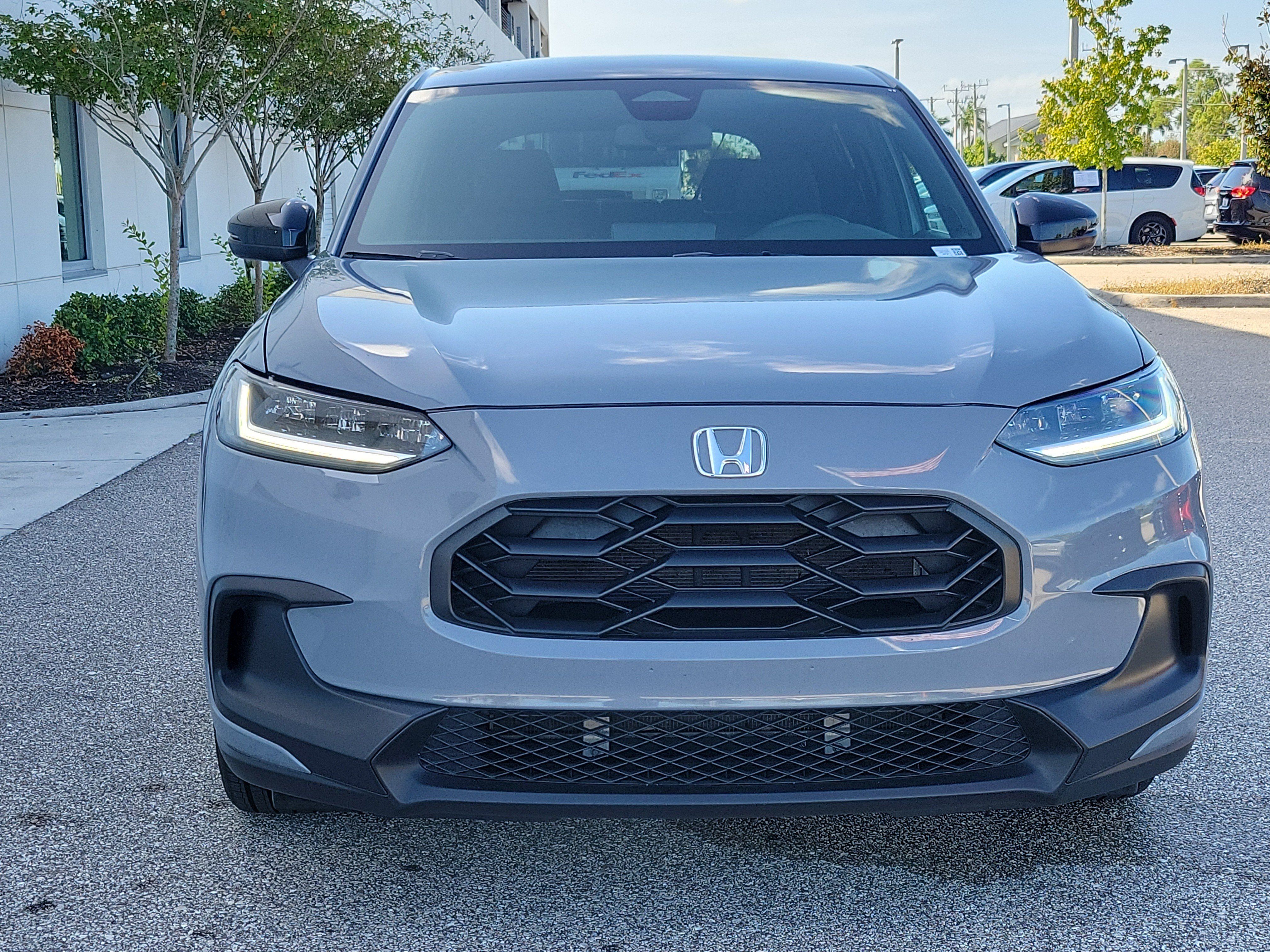 Used 2024 Honda HR-V Sport image 2