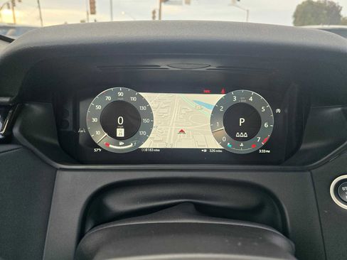 Used 2025 Land Rover Range Rover Velar Dynamic SE image 27