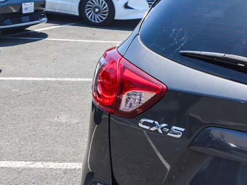 Used 2016 MAZDA CX-5 Touring FWD image 8