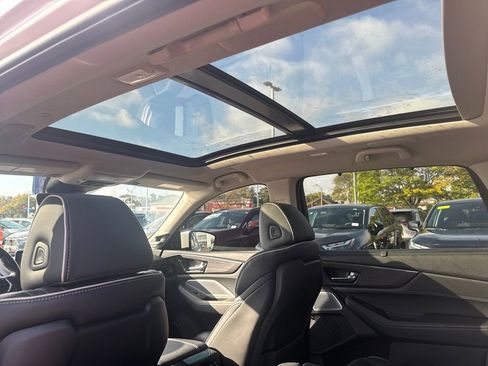 Used 2025 Acura MDX w/ Advance Package image 42