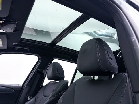 Used 2024 BMW X3 sDrive30i w/ M Sport Package image 3