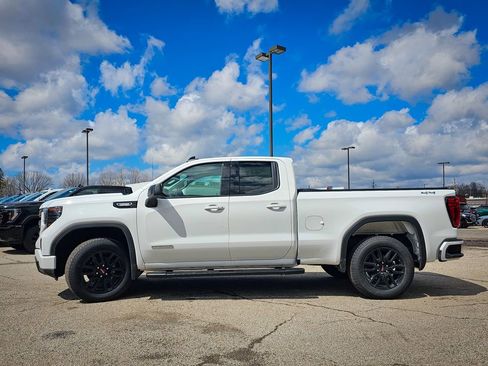 New 2026 GMC Sierra 1500 Elevation image 7